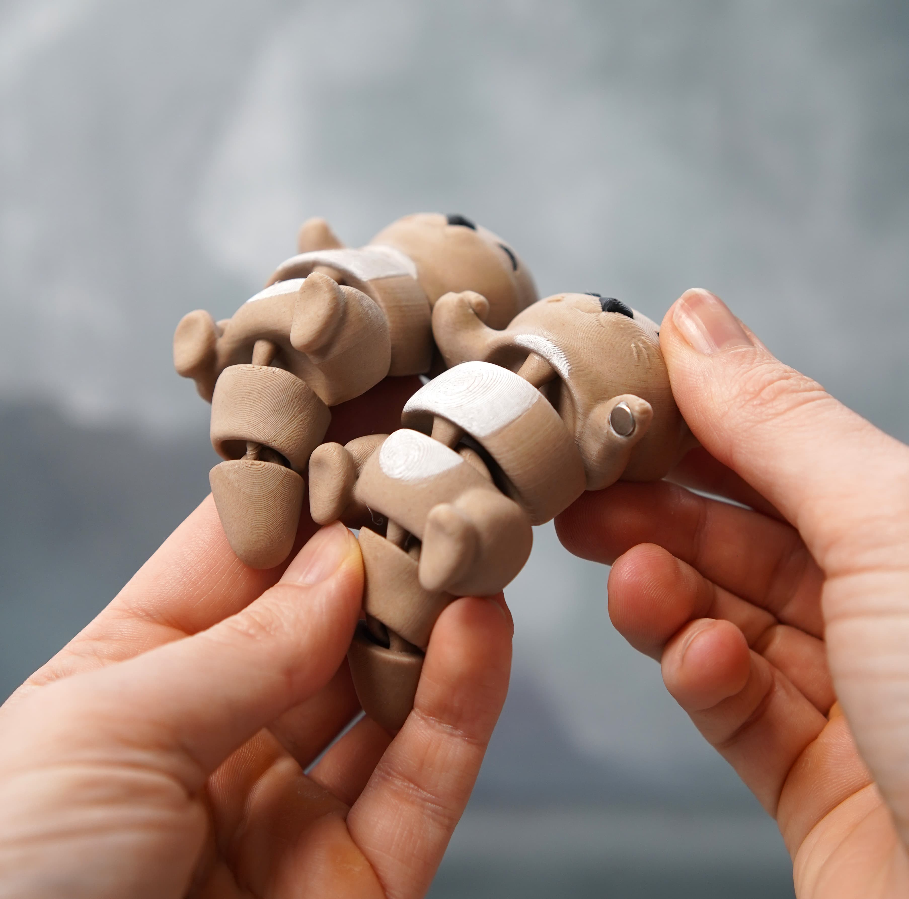 Otis the Flexi Otter - 3D printed articulated fidget keychain 3
